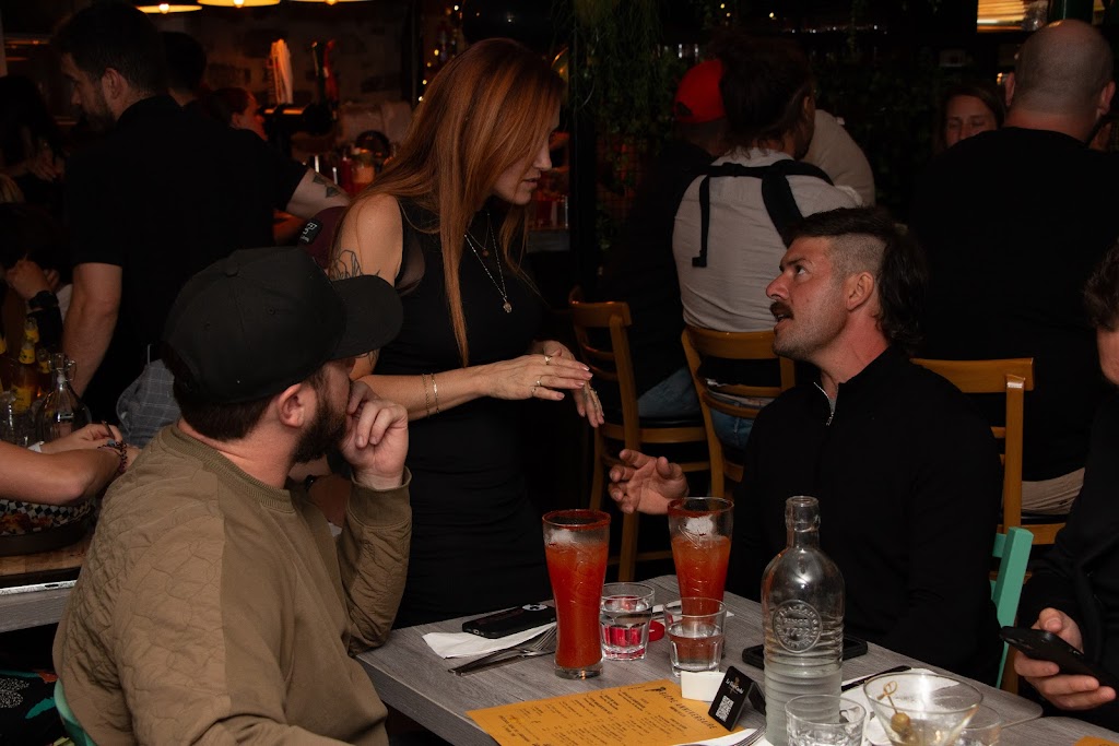 Le Vice-Caché Bistro Urbain in L'Assomption