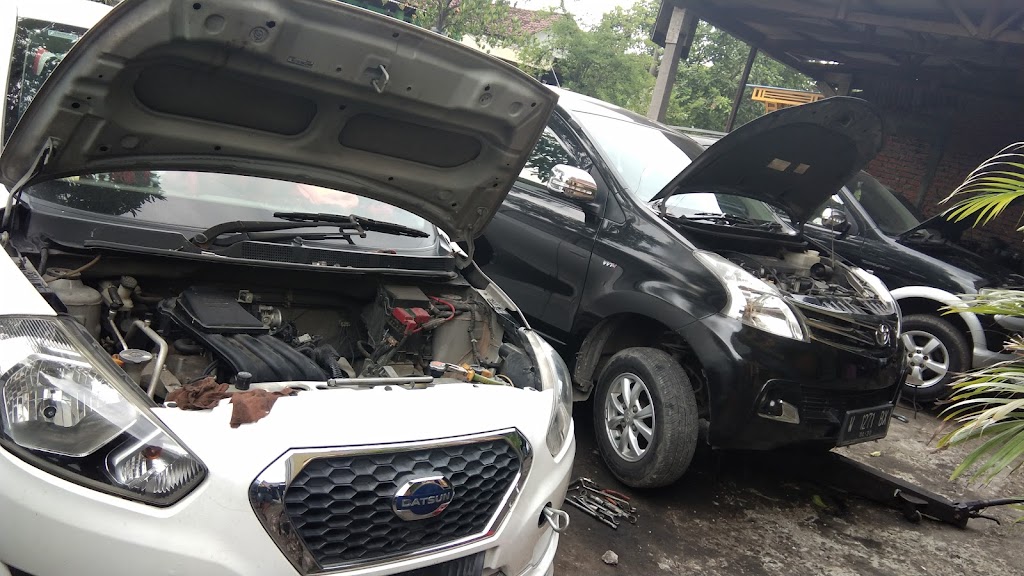 Bengkel Mobil IBM