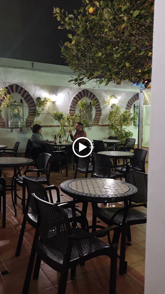 LA TETERIA. Cafe, bar y shisha. — Ambiente