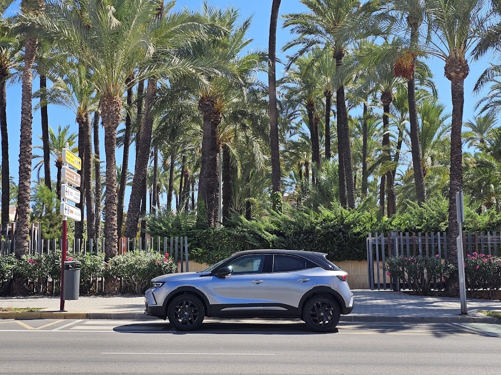 GB Easy Car - Cars for rent wypozyczalnia aut Alicante parking