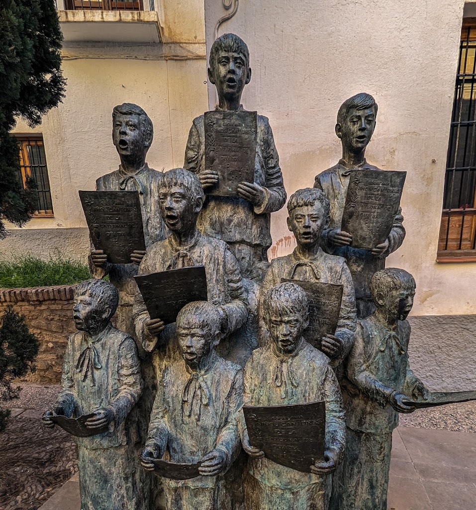 Estatua La Escolania de Guadix