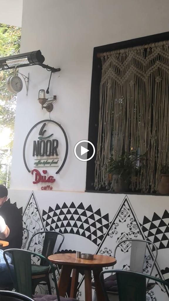 Noor Pizzeria i Restaurant — Videos
