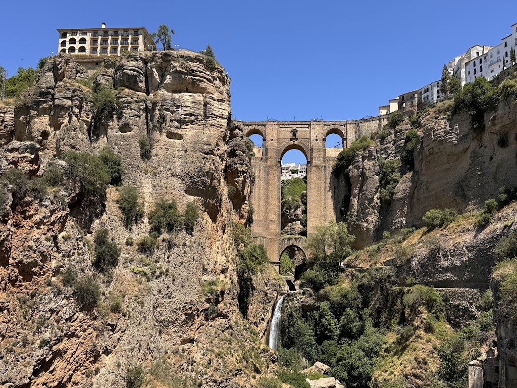 nuebodari byupointeu