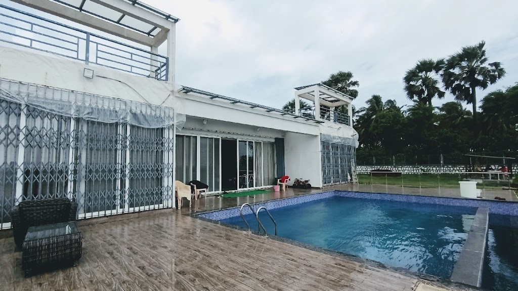Shah S Beachfront Villa