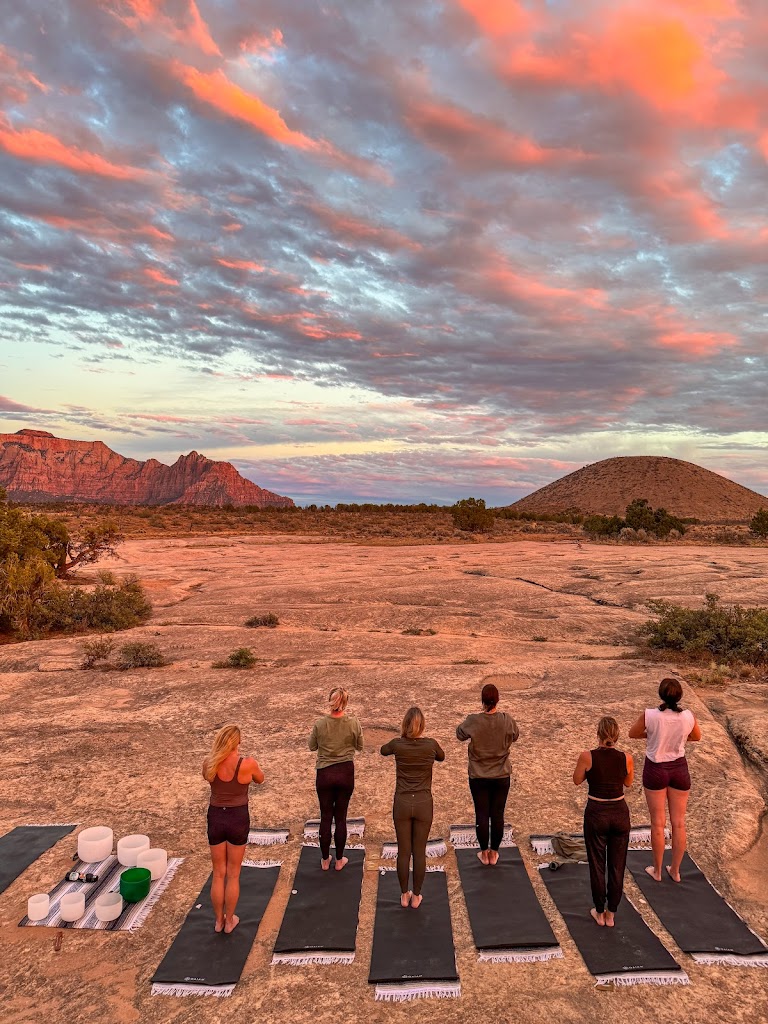  Cosmic Flow: Yoga + Meditation + Sound Healing