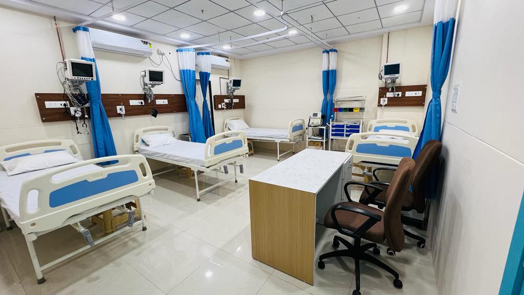 Dr. Avadh Hospital Icu