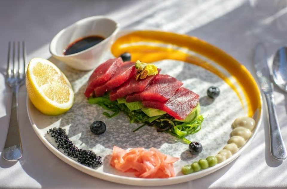 Restaurante La Rive — Comida y bebida