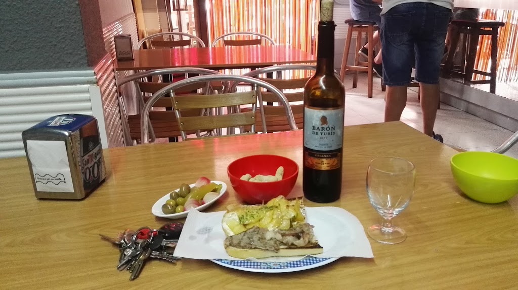 Bar Miguel — Comida y bebida