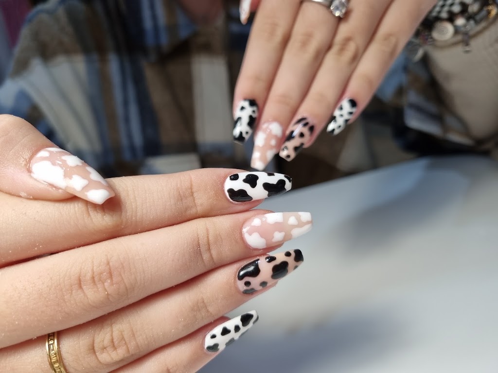 Salon de Unas & Estetica Deluxe — Del propietario