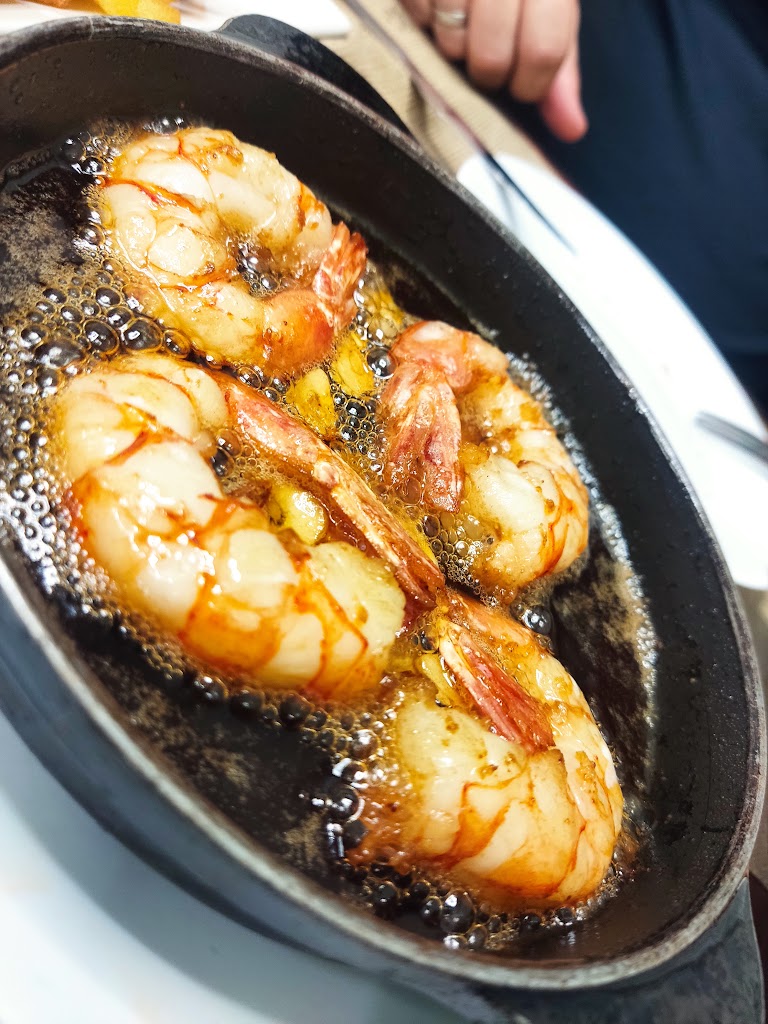 Cafe Bar la Barrica — Comida y bebida