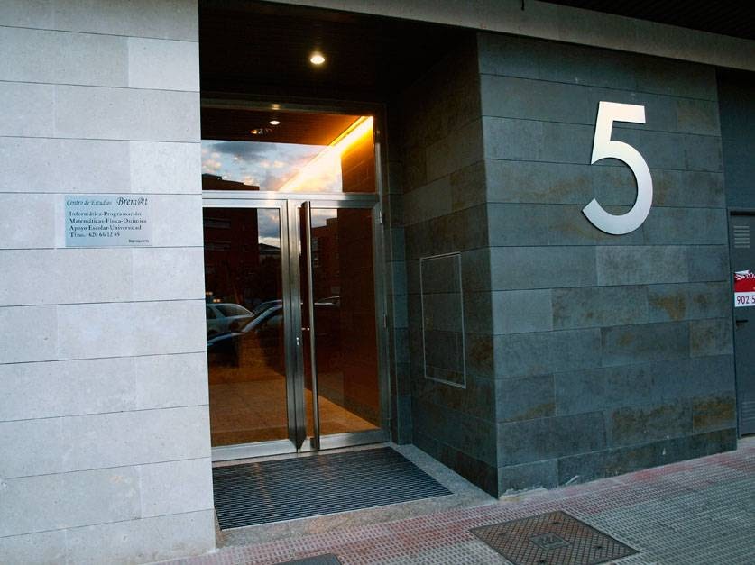 Centro de Estudios Bremat — Del propietario