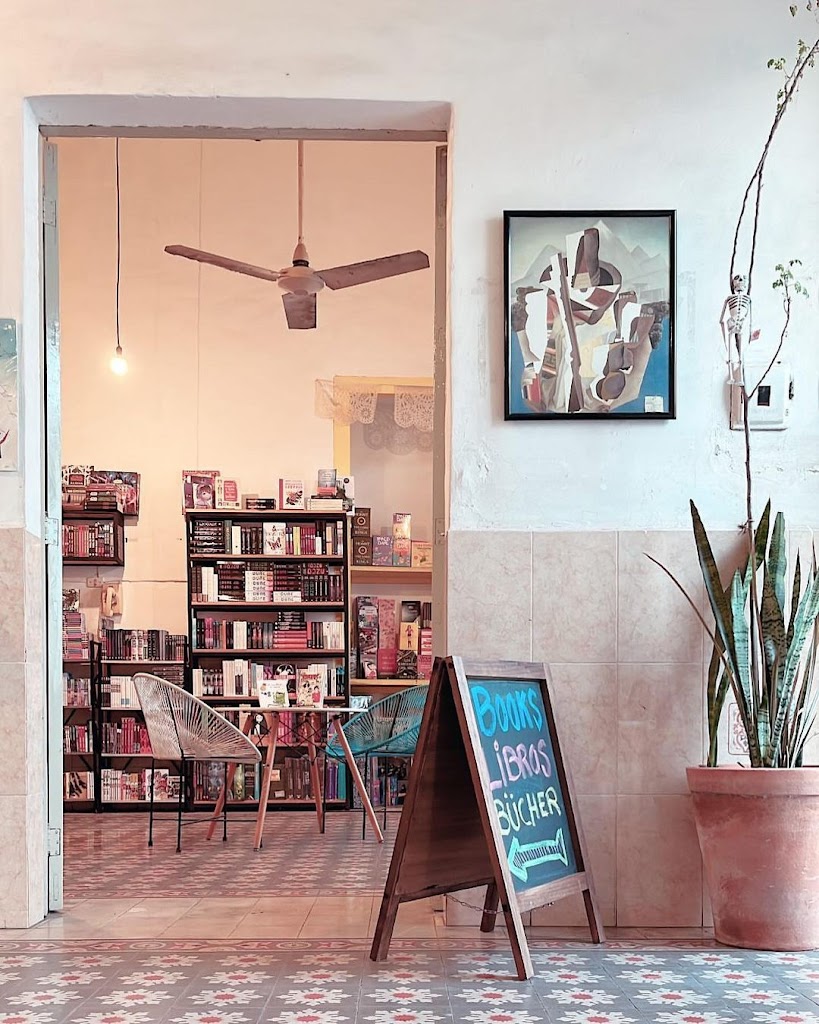 Centro cultural Punto Mid