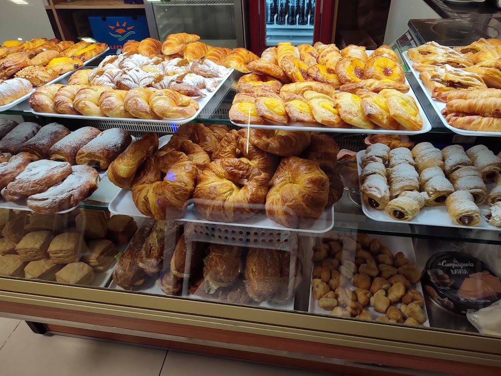 Panaderia MA — Comida y bebida