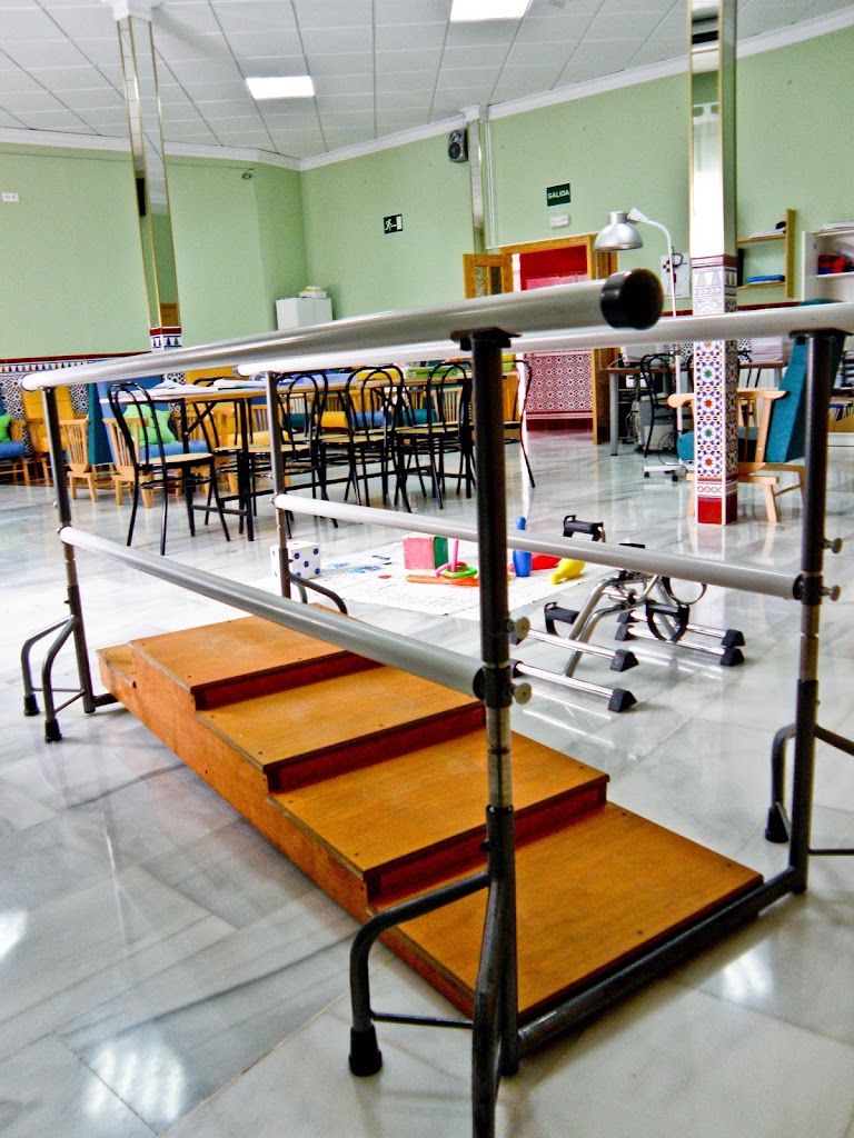 Aincos Centro de Dia para personas mayores — Del propietario