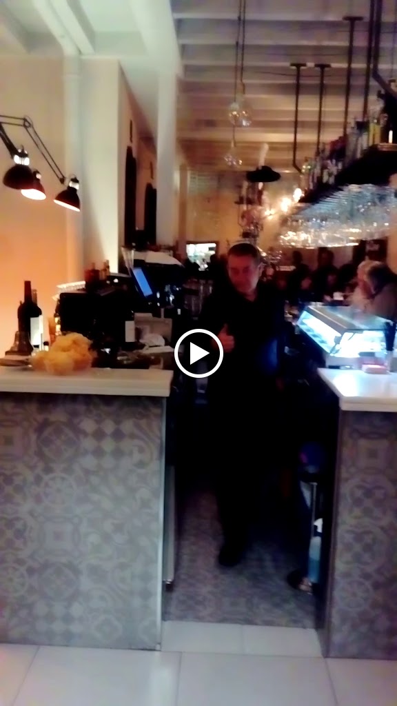 Bar Elena Vermuteria — Videos