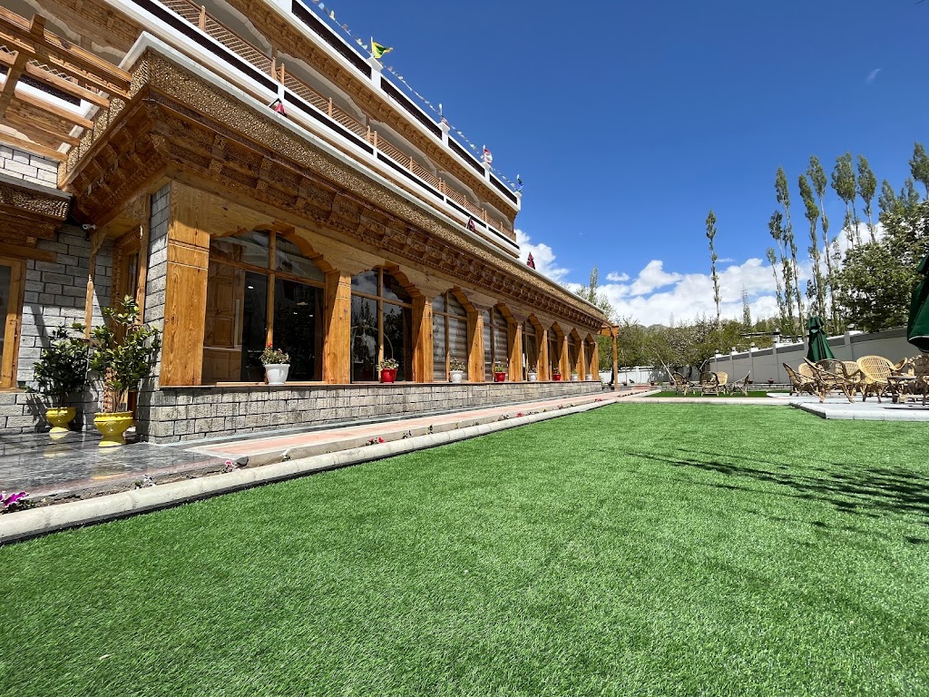 Hotel Grand Khasdan