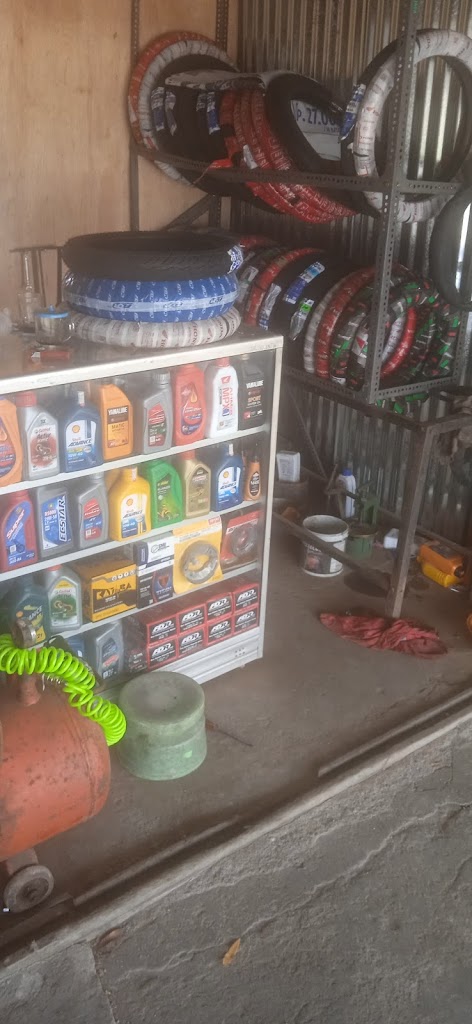 Bintang sembilan motor (ban&oli)
