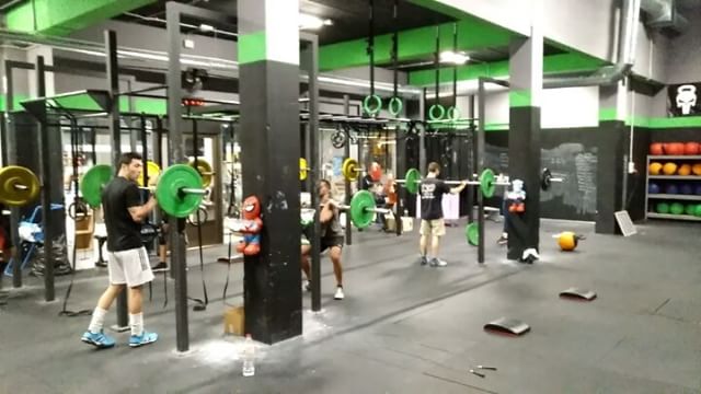 Crossfit FACTA NON VERBA — Del propietario