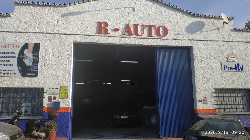 R-Auto — Exterior