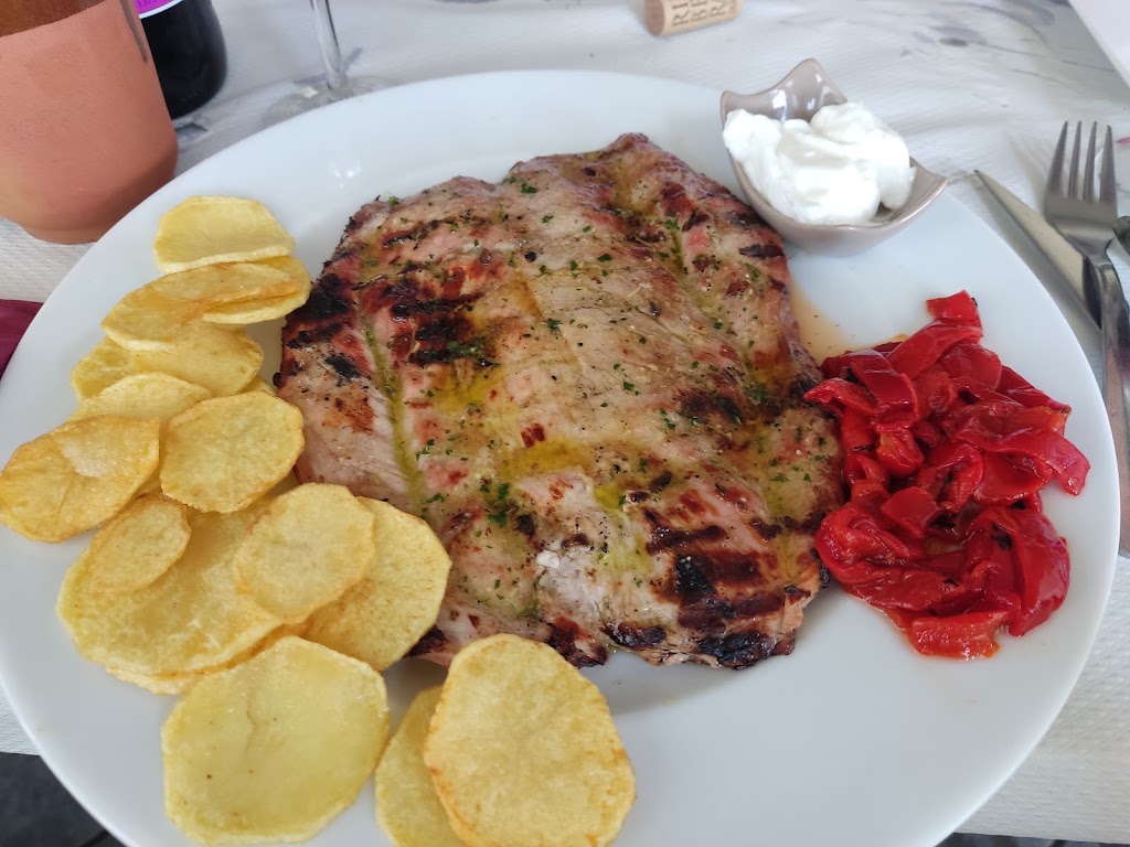 Restaurante Macadesi — Comida y bebida