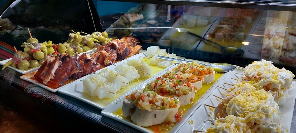 Bar BOKALE — Comida y bebida