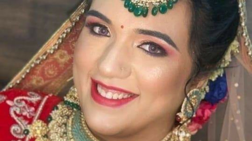 Kashish Beauty Parlour