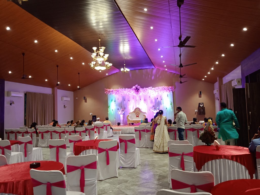 Hotel Shree Balaji Pure Veg Restaurant Lodging Banquet Hall
