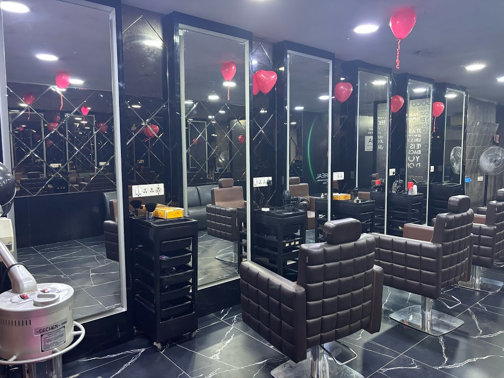 Signature09 Unisex Salon