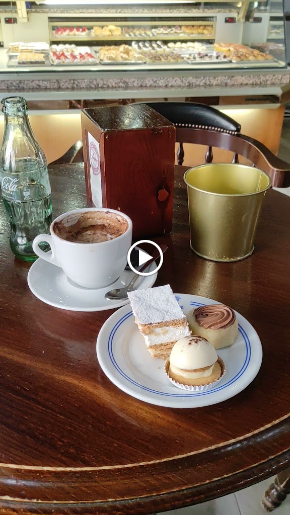 Pasteleria "Martinez" — Videos