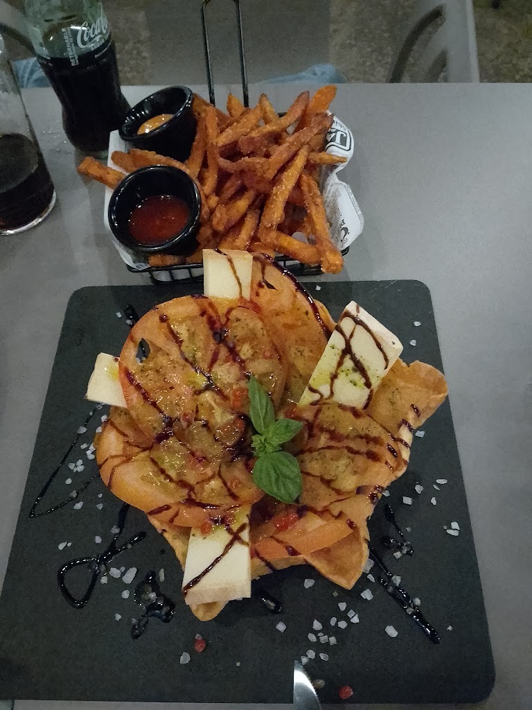 La Tavernetta "de Luca & Chri" — Papas fritas