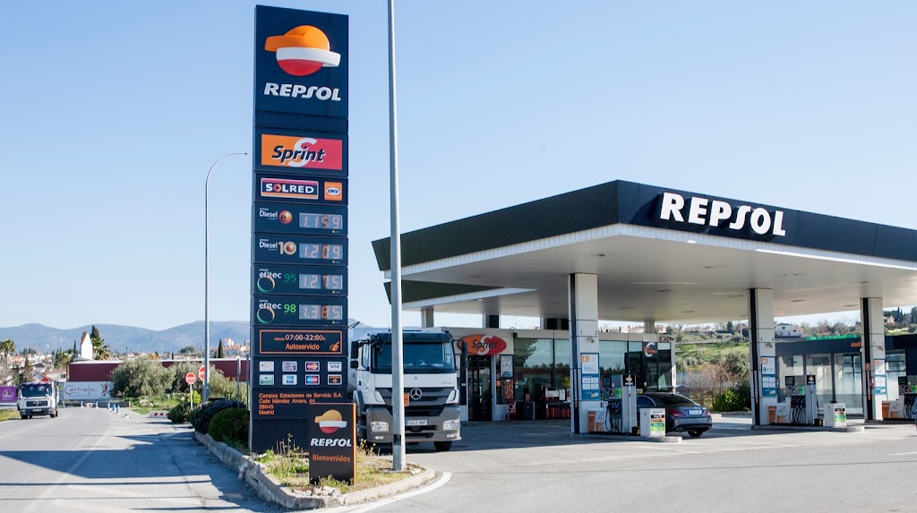 Estacion de Servicio Repsol — Exterior