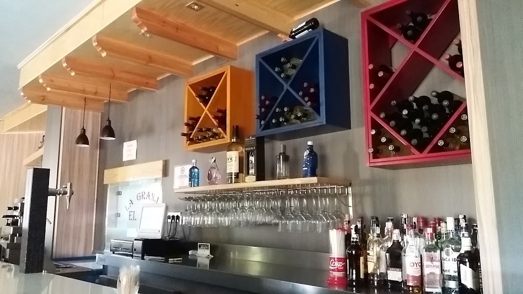 Cafe Bar la Granja "El Chus" — Ambiente