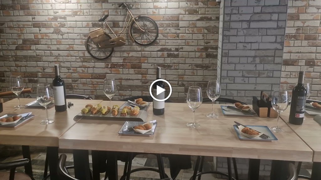 Bar- Cafeteria La Andaluza — Videos