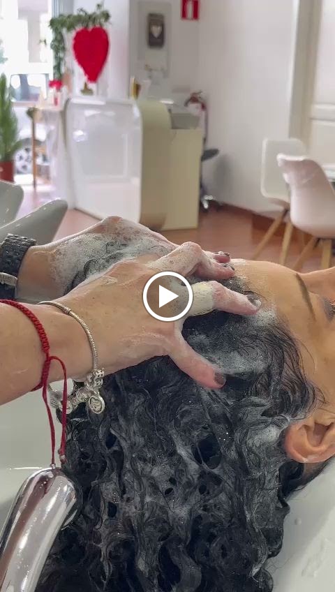 Centro de Belleza y Bienestar Yuelvisan — Videos