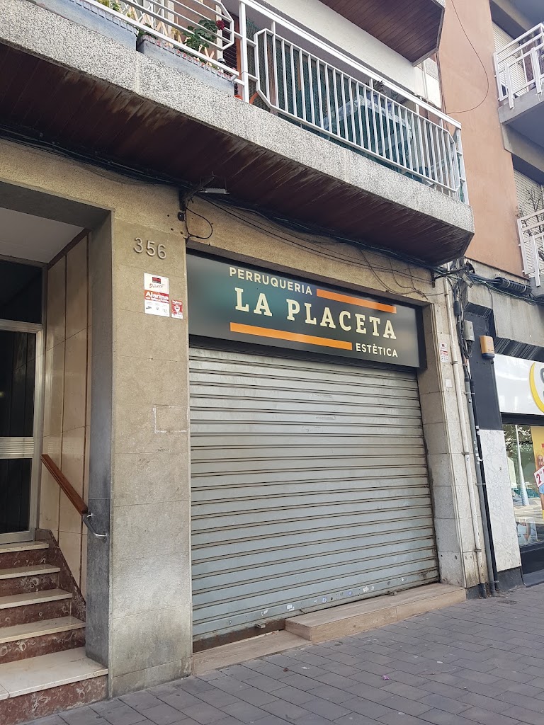 La Placeta Perruqueria i estetica — Exterior