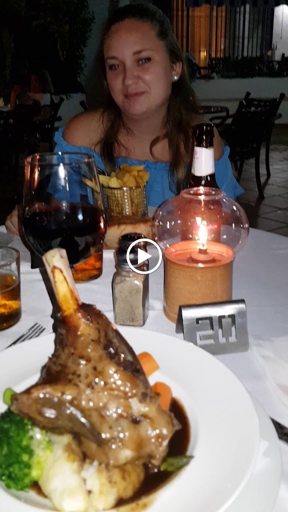 Restaurante The Casbah (Sahara Sunset) — Videos