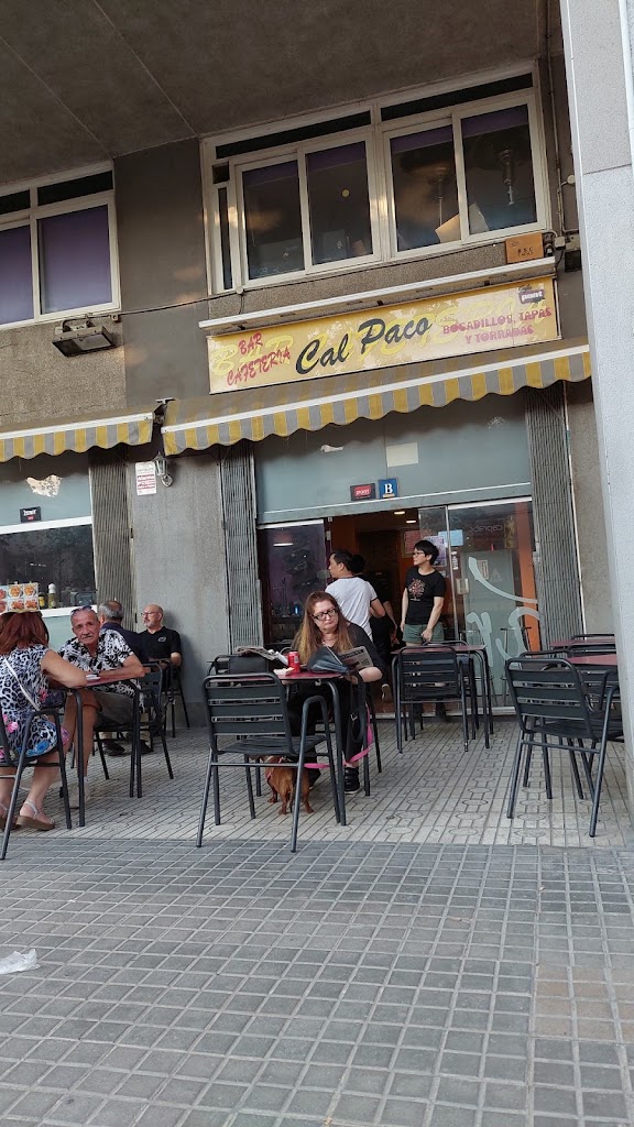 Bar Cafeteria Cal Paco — Ambiente