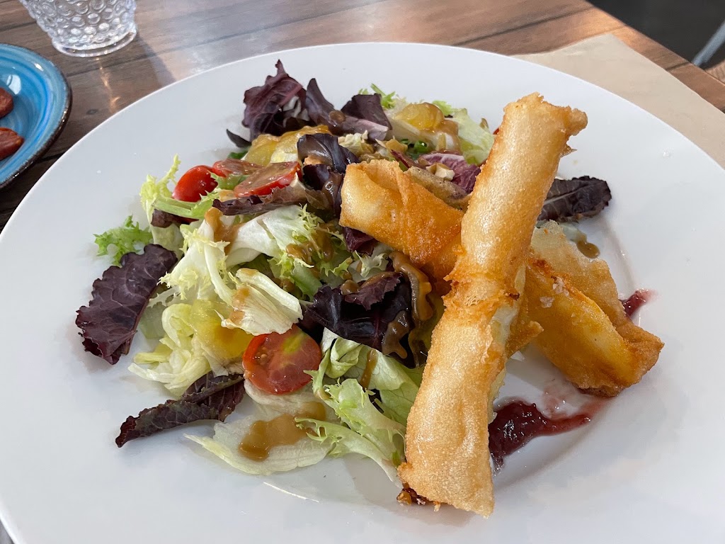Restaurante Komoloc — Comida y bebida
