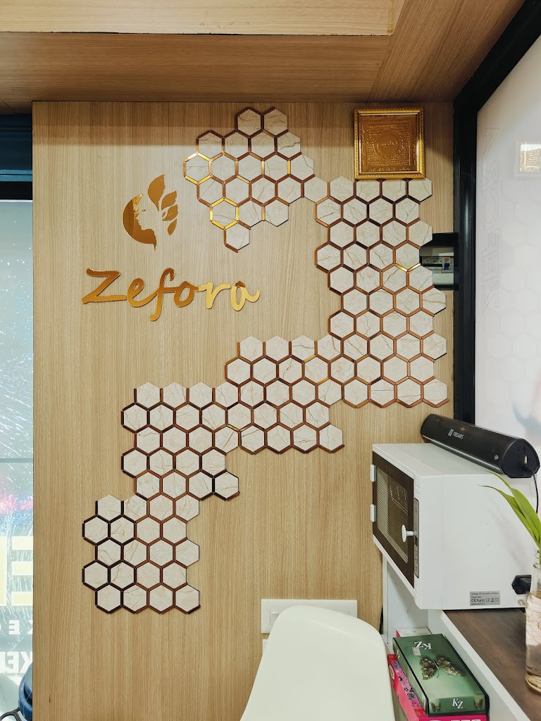 Zefora Makeover Studio