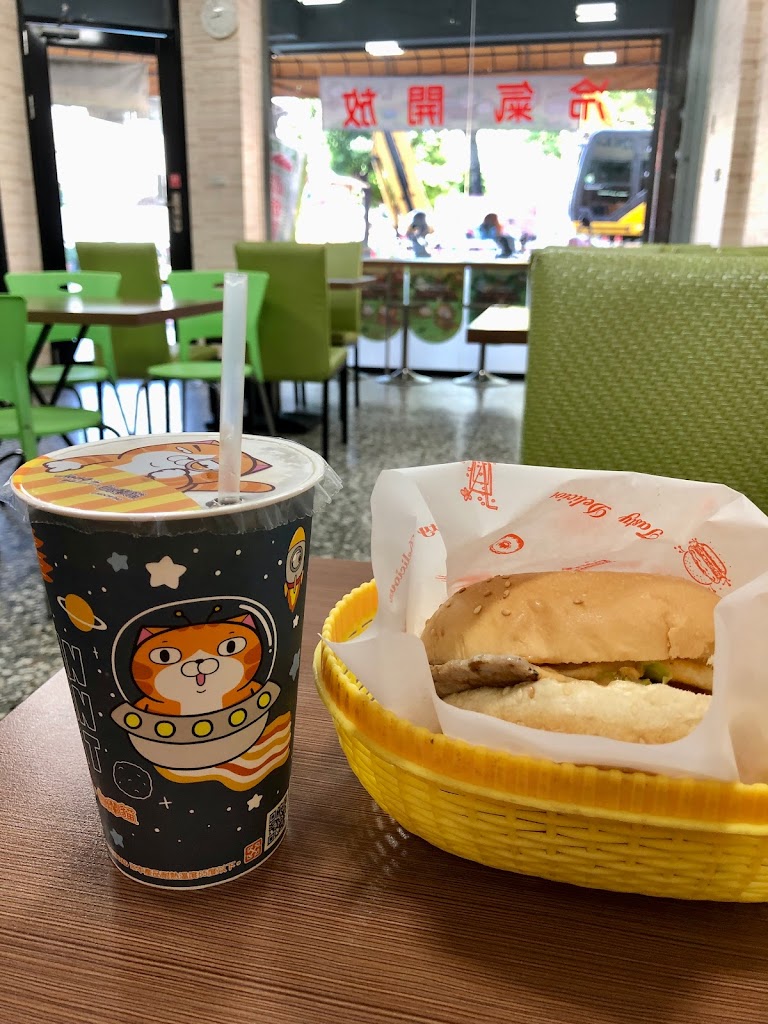 弘爺漢堡-青島2店 的照片