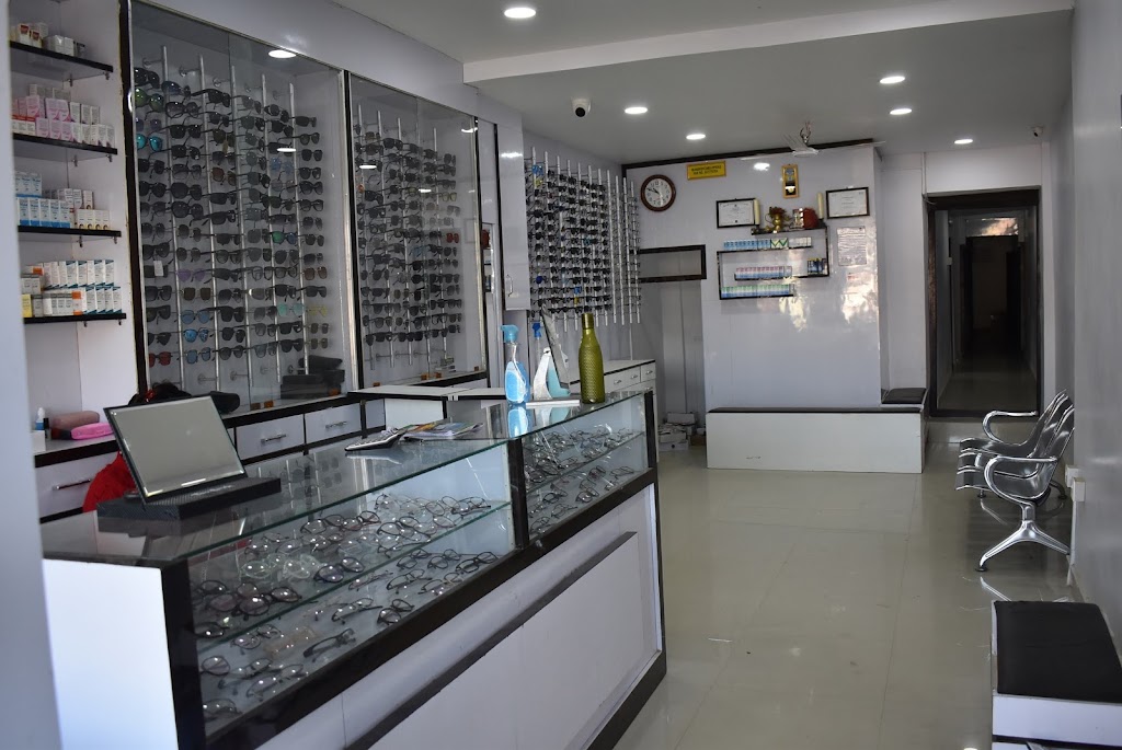 Re Vision Eye Care And Opticals Ri Bhijn Aaii Keyr Enndd Apttikls Bnjaadde Aankhaa Klinik
