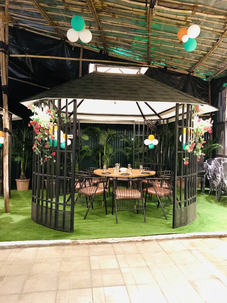 Royal Green Restaurant Bar