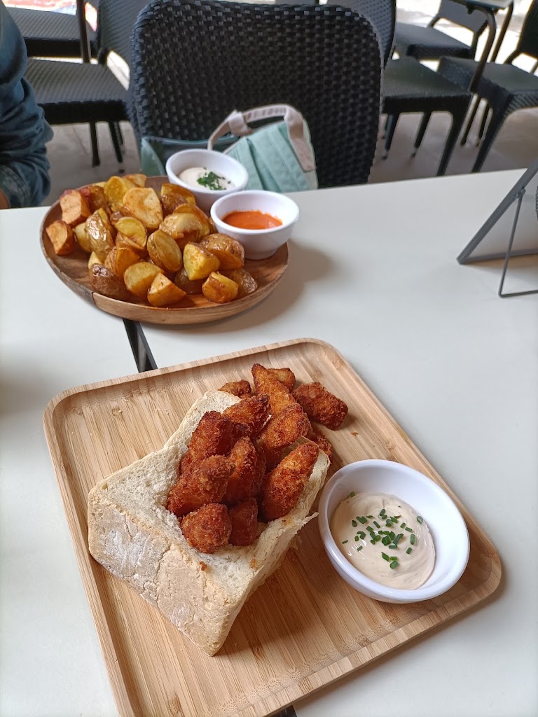 ATLANTICA GASTRO-BAR — Tater Tots