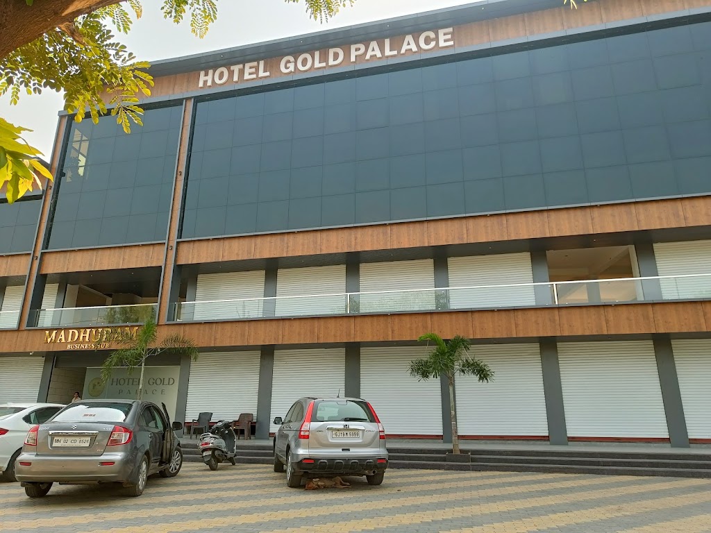 Hotel Gold Palace