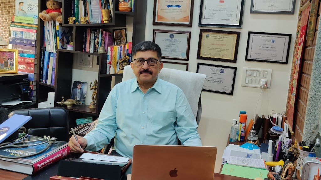 Dr. Dr Amitabh Khanna