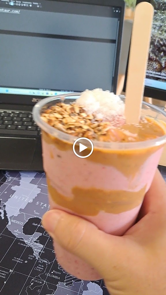 El Michi del puerto Coworking & Brunch — Videos