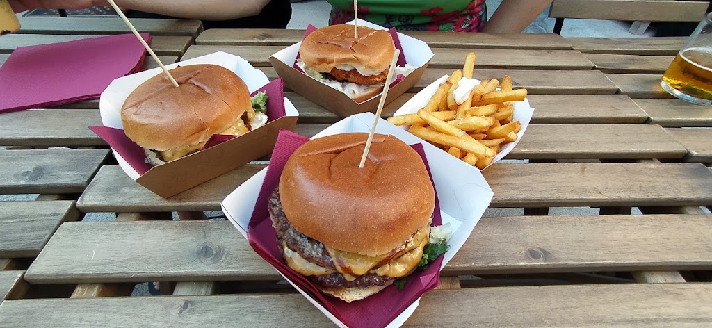 Eddy's Street Food — Comida y bebida