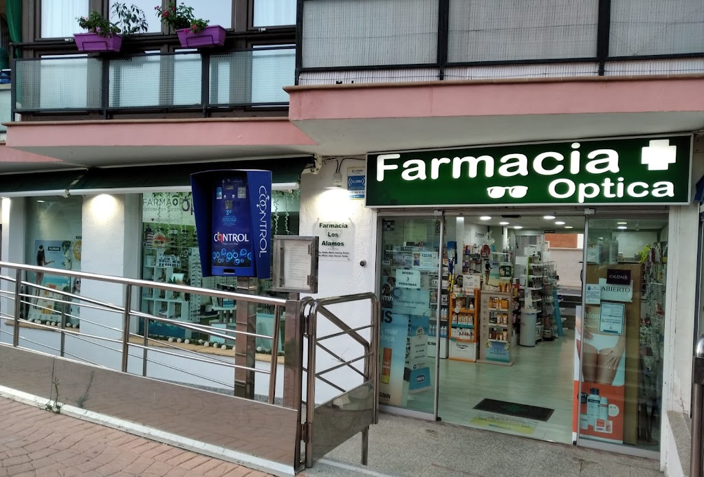 Farmacia-Optica Los Alamos