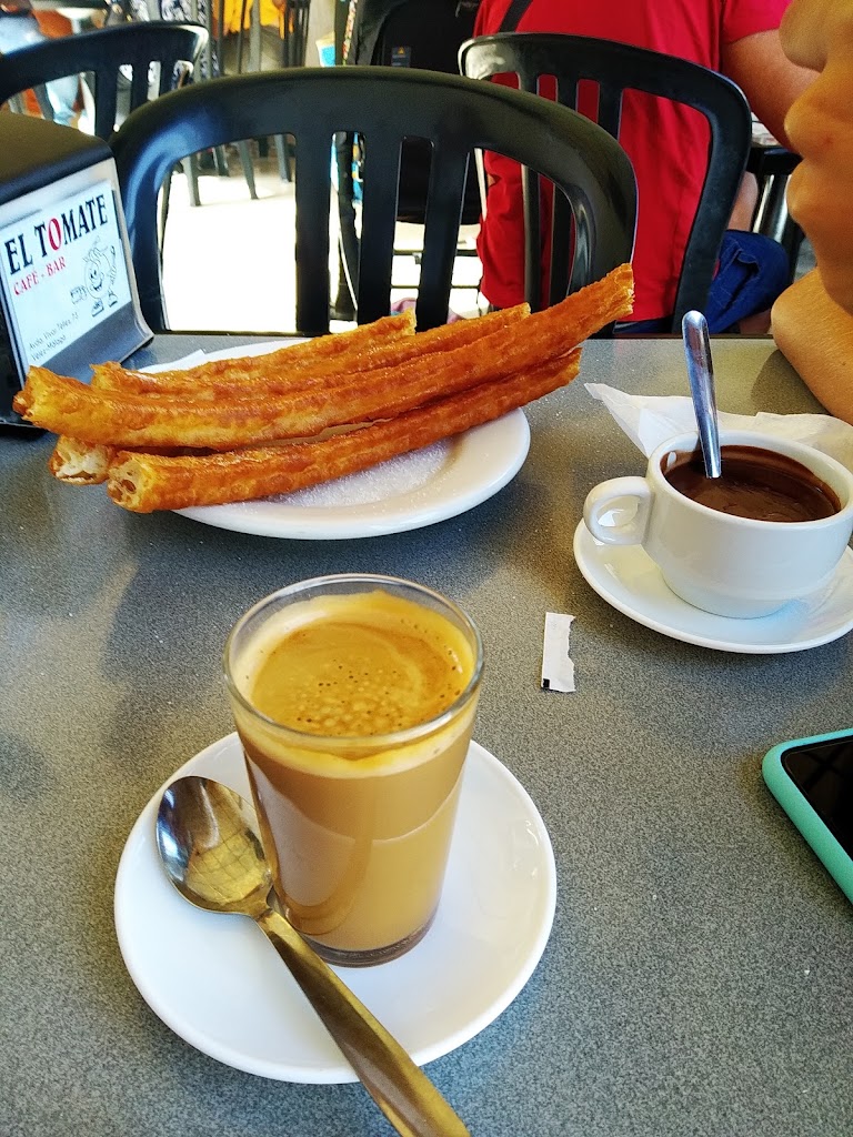 Churreria Cafeteria El Tomate — Churro