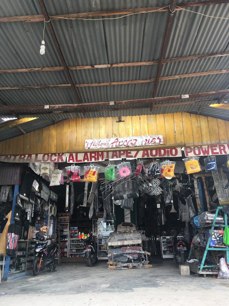 Kacafilm Dan Aksesoris Mobil Padang (Victoria Motor Padang)